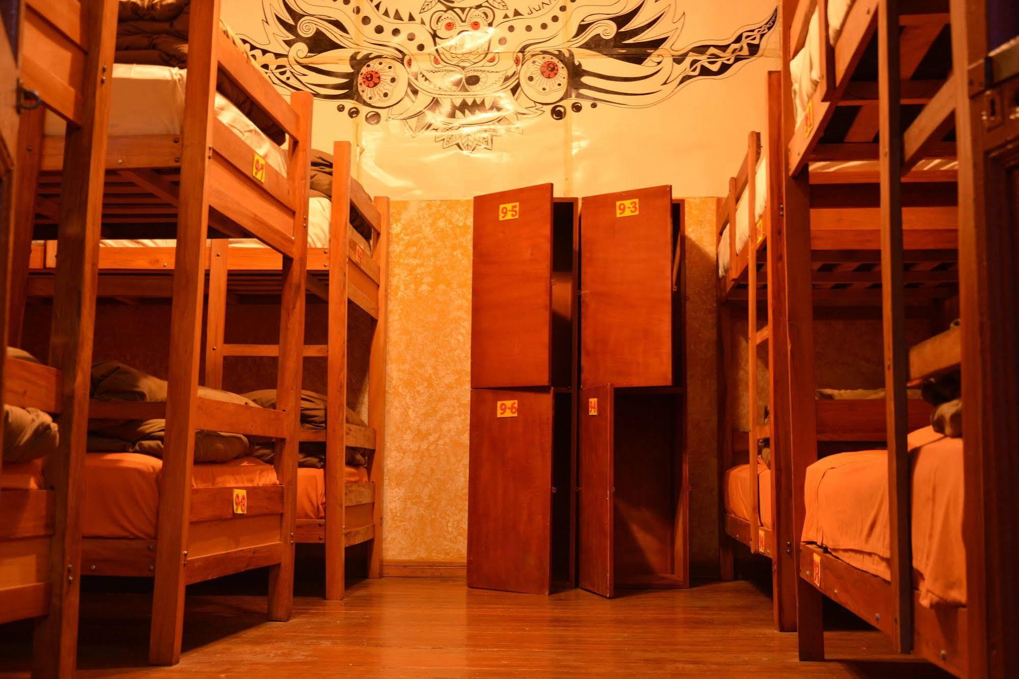 Bunkie Hostel La Paz Ngoại thất bức ảnh